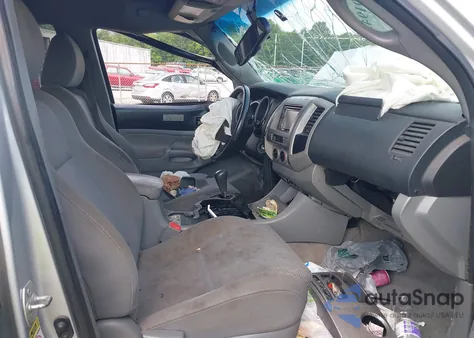 2009 Toyota Tacoma Double Cab z USA, uszkodzony, nr VIN 3TMLU42N09M031745